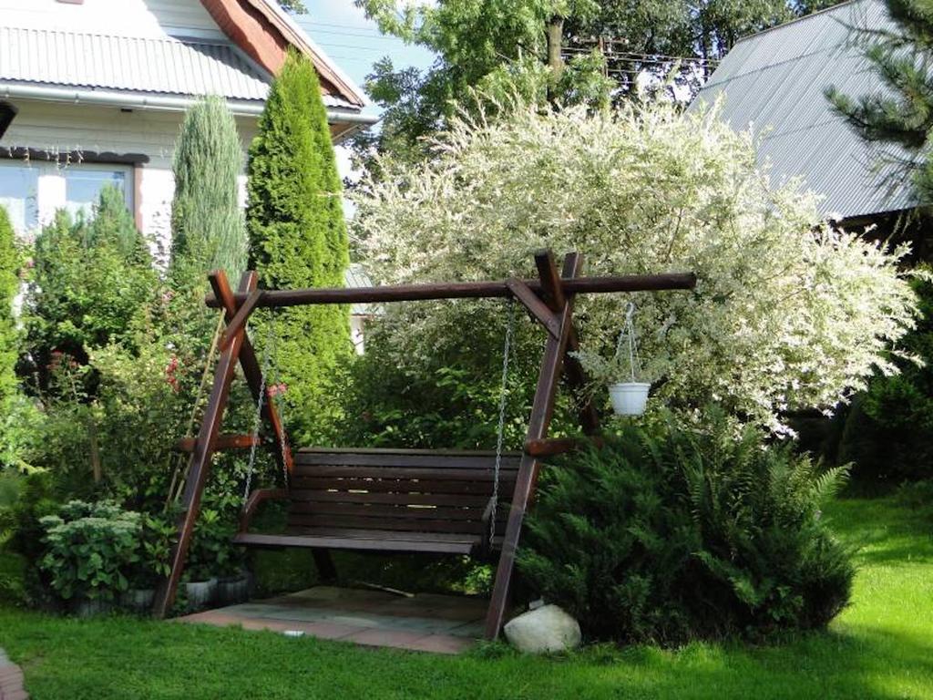 Dom Wypoczynkowy Trzy Sroczki Bed and Breakfast Białka Tatrzańska Exterior foto